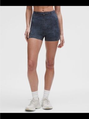 NWT lululemon athletica Everlux Denim Print Bike Short